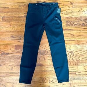 Love by Liverpool Los Angeles The Skinny Crop Black Womens Size 4 / 27 BRAND NEW